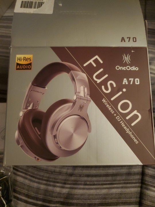 Oneodio Fusion Silver / Brown Wireless+ DJ Headphones. 