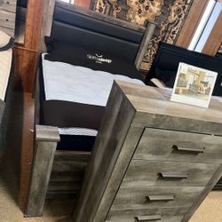 Rustic Style Four Piece Bedroom Suite!