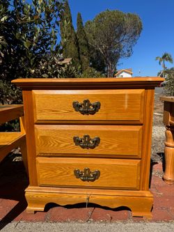 Wood dresser