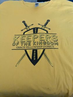 5 used xl misc. tee shirts