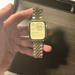 Apple Watch 8 