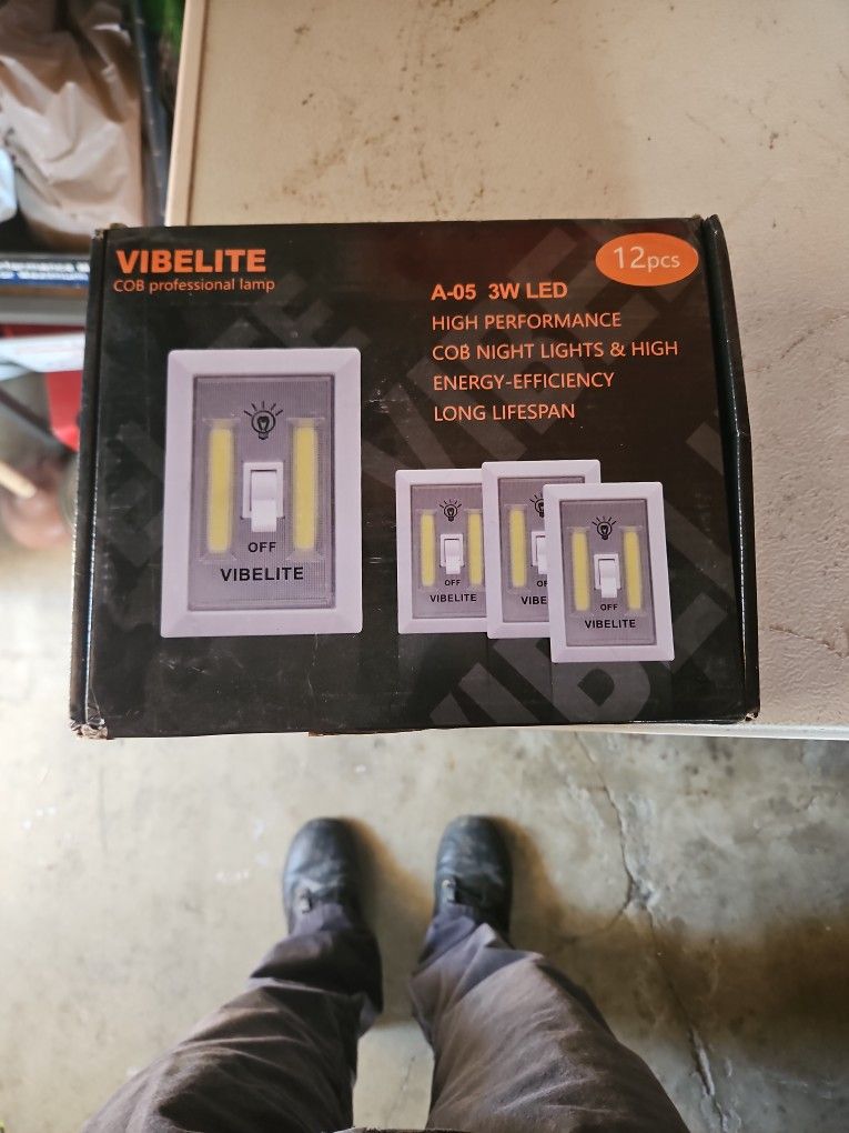 Battery Operated LED Switch Lights