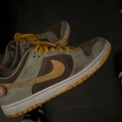 Nike dunk Size 12
