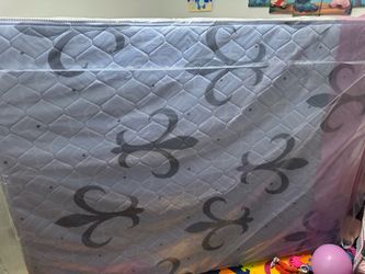 Queen Mattress, Box Spring, & Frame