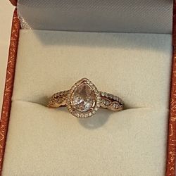 Morganite Engagement ring