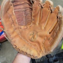 13" Softball Or Baseball Glove 