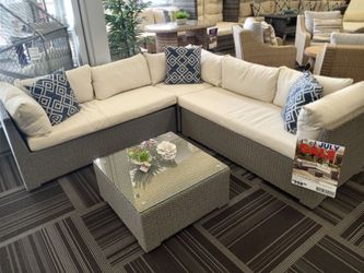 4pc Patio Sectional