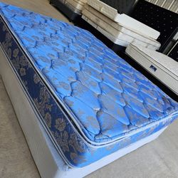 Queen Sizes Mattress And Box Spring 