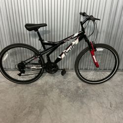 BICYCLE PACIFIC 18 SPEED SIZE 26 BRAND NEW 