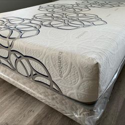 King Size Sky Comfort Bamboo Hybrid Cooling Gel Memory Foam Mattress and Boxspring 