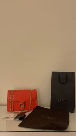 Gucci handbag 100% authentic New