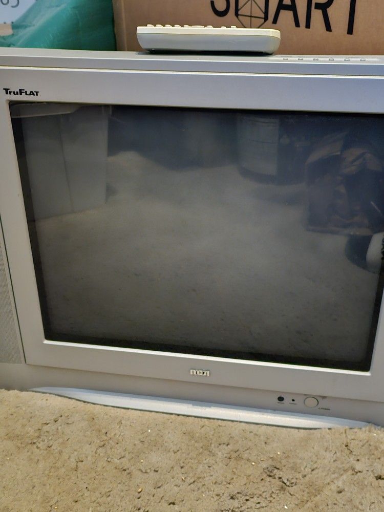 RCA  TruFlat Tv