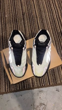 Yeezy 700