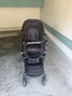 Car seat and stroller combo