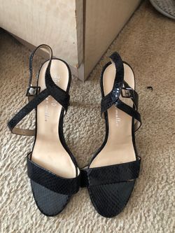 Black heel sandals size 10