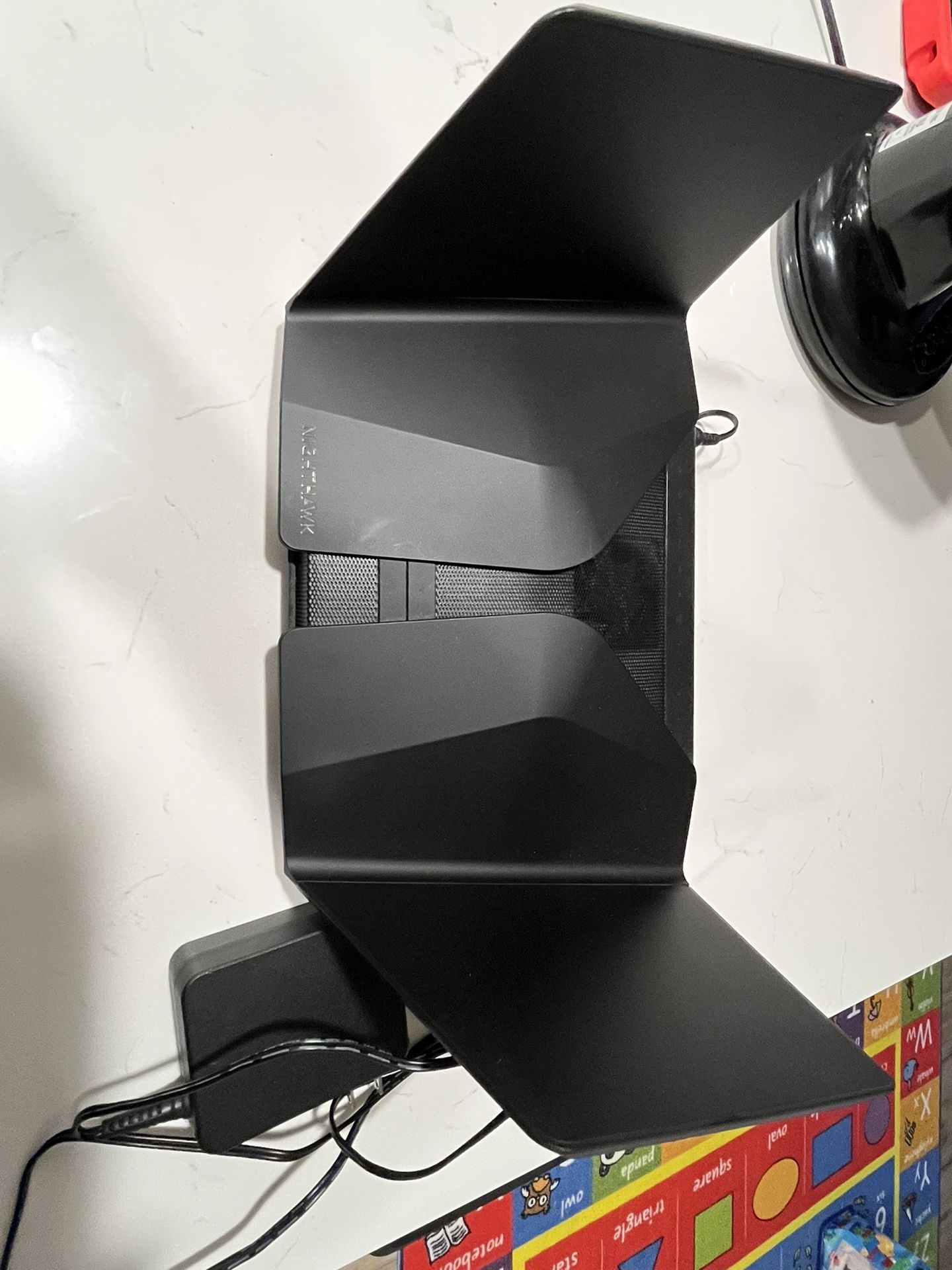 Nighthawk Router