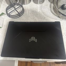 Asus Tuf Gaming A17 Ryzen 7 Series 