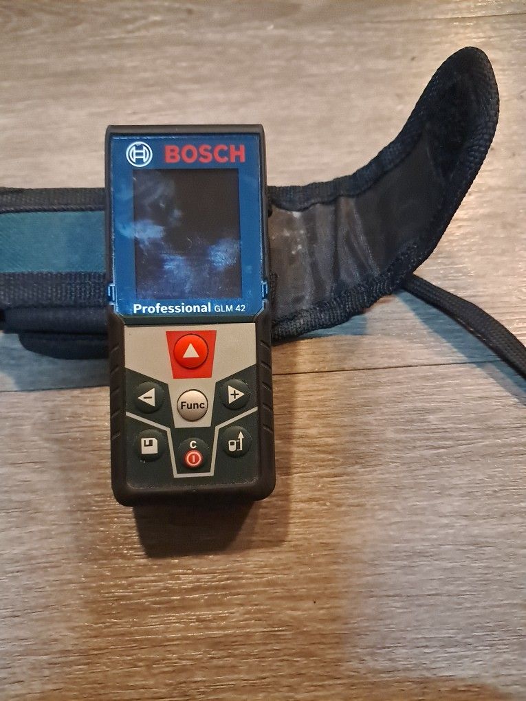 Bosch Laser Measuring Tool