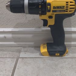 DeWalt NO BATTERY 20-Volt Cordless 1/2 in. Drill Driver - New 