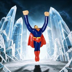 1997 Burger King 4" Superman In Flight The Animated Series Action Figure Toy. This is a 1997 Burger King Superman promotional toy featuring a flying p