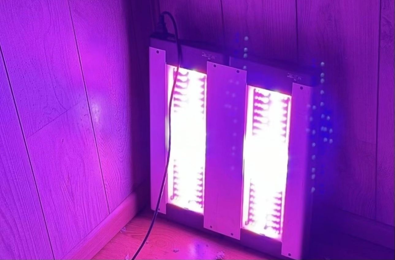 California Lightworks Solar system 1100 LED Light Grow equipment