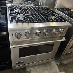 Viking 30” Dual Fuel Gas Range 