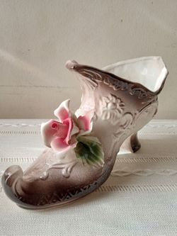 Vintage Capodimonte,Porcelain Victorian Boot. Very beautiful.