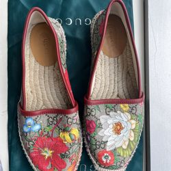 Gucci flora espadrilles 