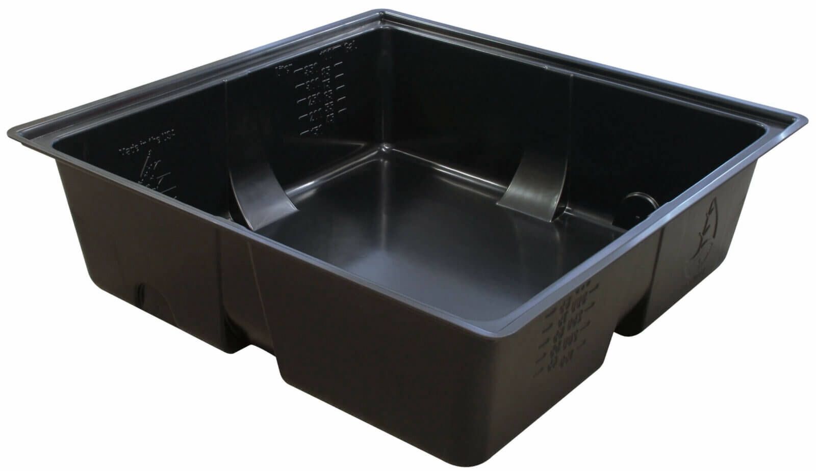 Used Botanicare 4’x4’ reservoir/ trays