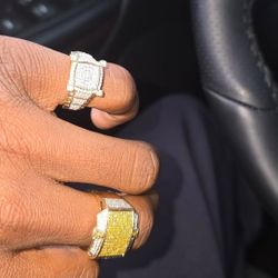 10k Yellow/White Diamond Ring 