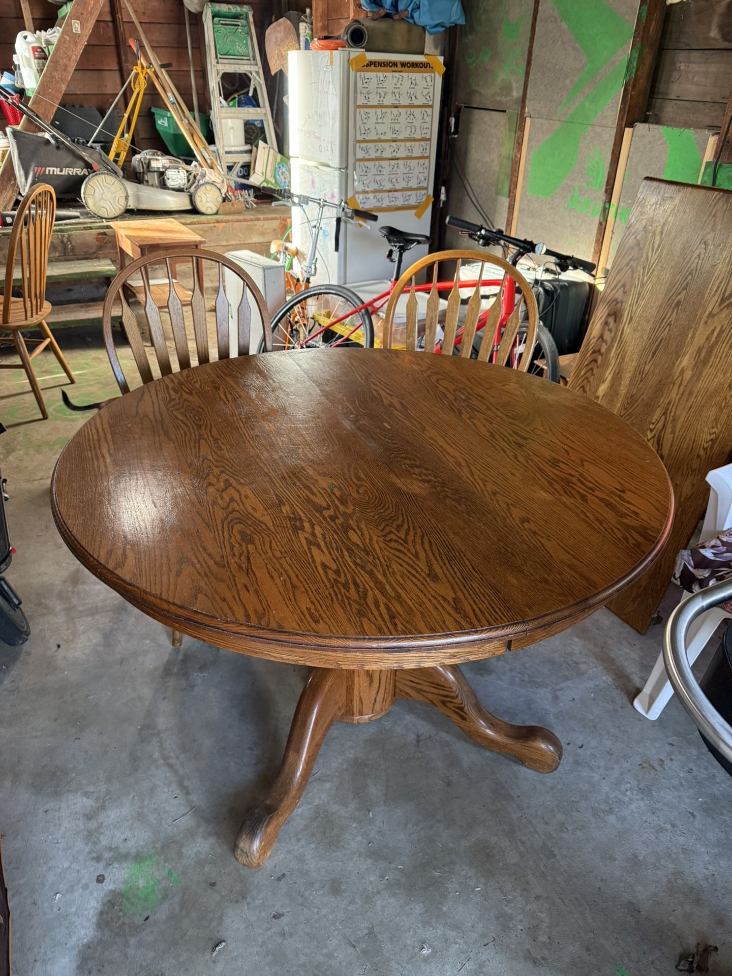 Wood Round Table 