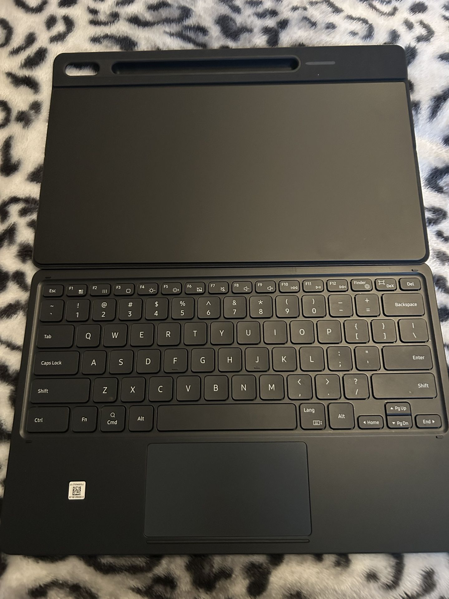 Samsung Galaxy Tab S7+ Keyboard with Mousepad in Black