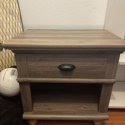 Nightstand 