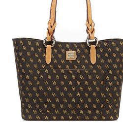 Dooney &Bourke Signature canvas Tammy Tote