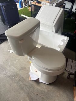 Free toilet