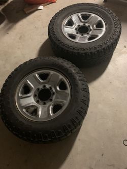 2 Rim & Tires 18" - 275/70R18