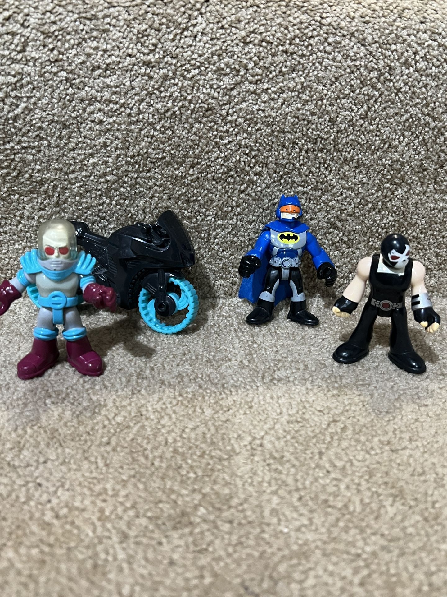  Imaginext lot of 3 figures DC Comics Batman motorcycle Bane Mr Freeze 