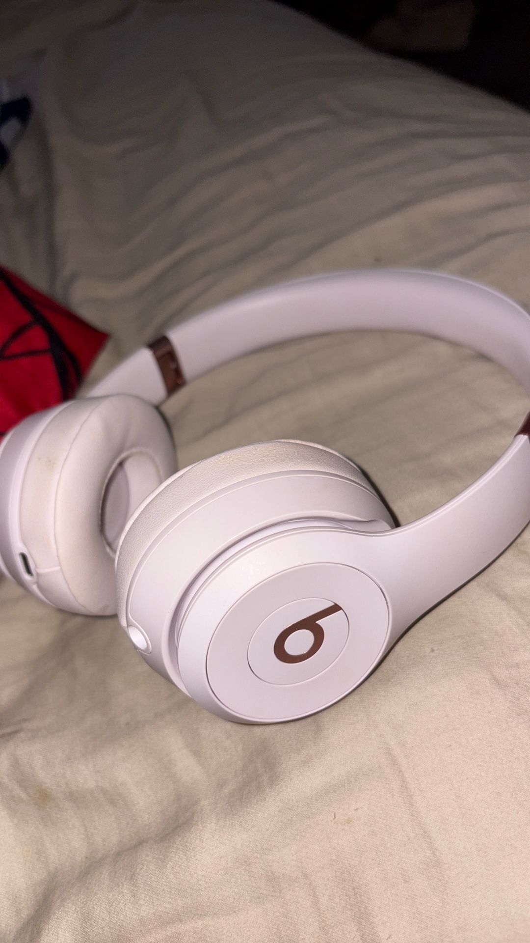 Beats Solo 4
