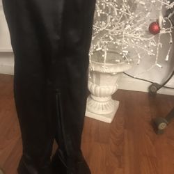 Leather Thigh  High Boots In New Condition/size 8