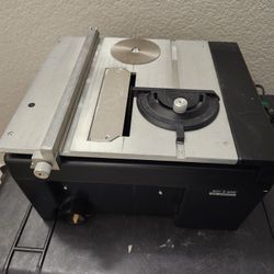 Micro-mark Mini Tilt Arbor Saw