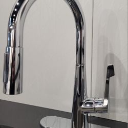 Single Hole Faucet
