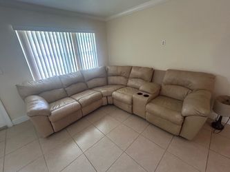 Excellent condition beige sectional sofa
