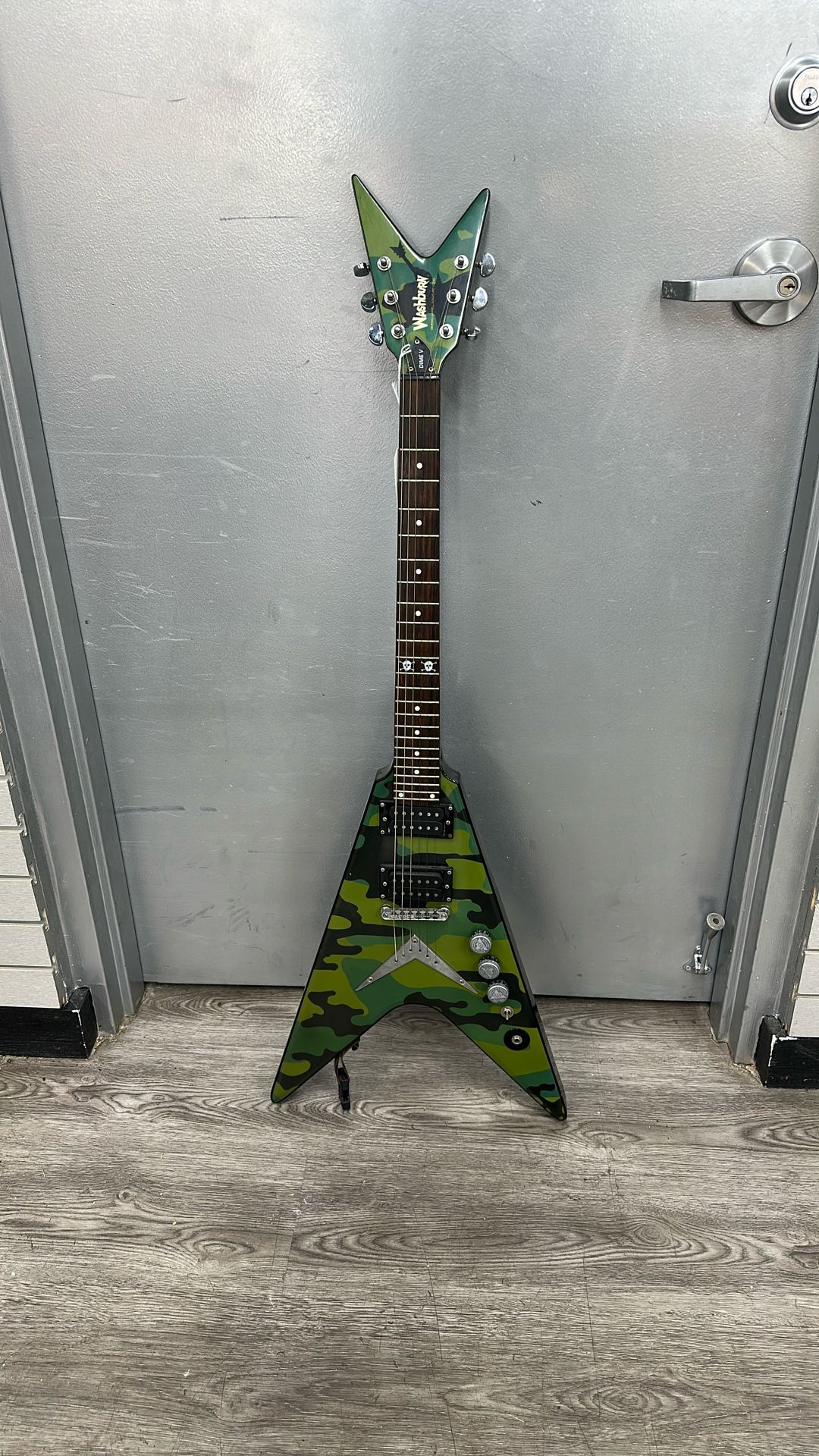Washburn Guitar