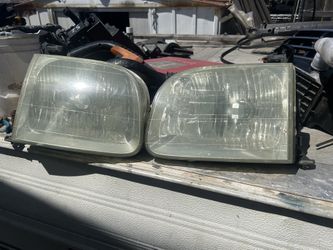 Headlights For Toyota Tundra