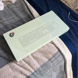 NEW SEALED! V2020 2.4G Wireless Keyboard and Mouse Combo - Retro Round Keycaps