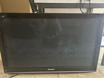 Black panaoramic flat screen
