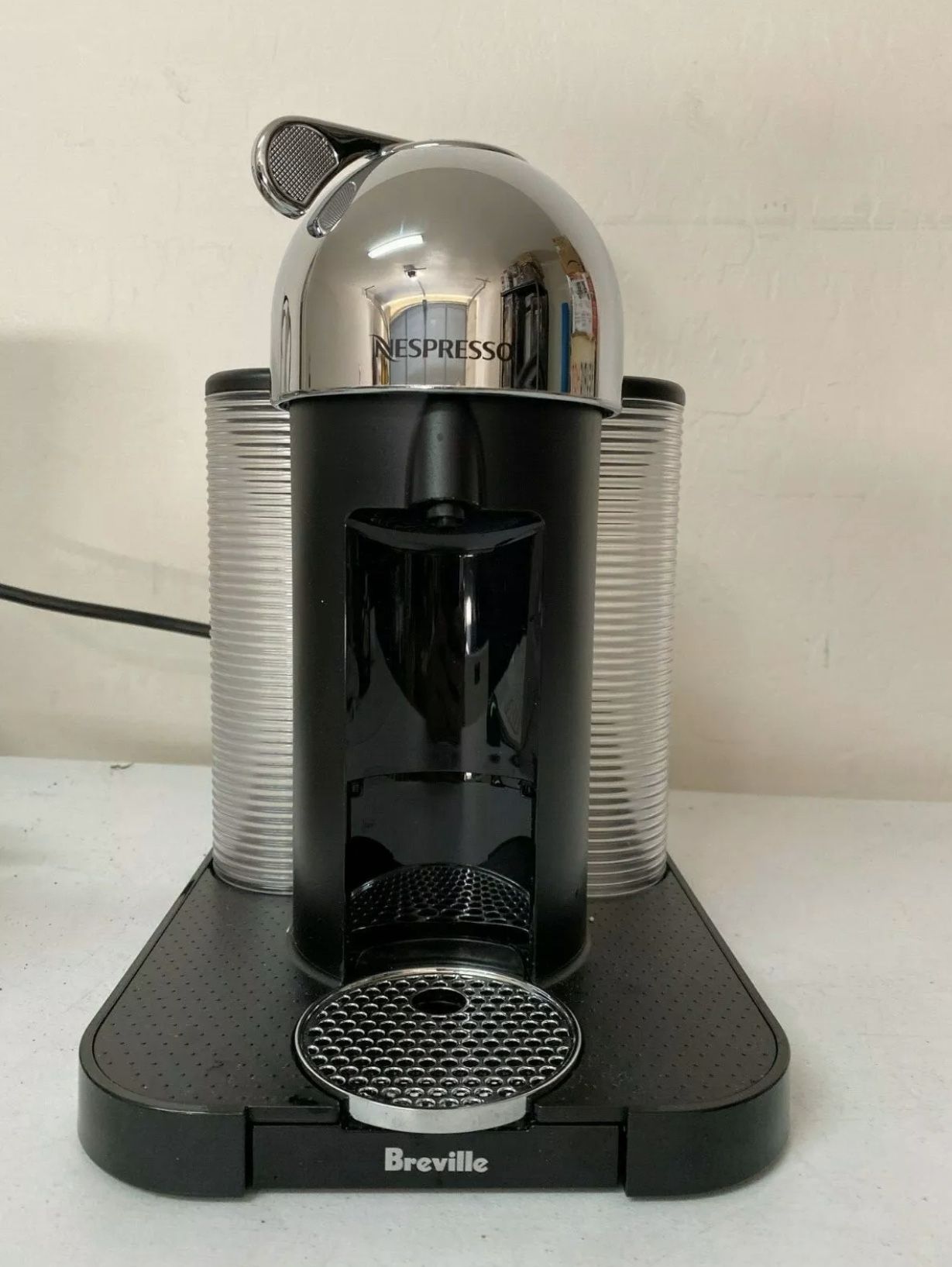 Breville Nespresso Vertuo Coffee Maker & Aeroccino3 - Chrome black - 154