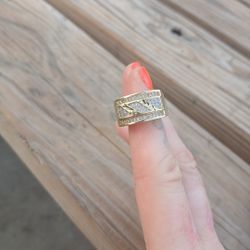 Mend 14kt Gold Ting W Diamonds Size 10 1/2
