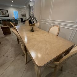 Gorgeous Bernhardt Blonde Wood Dining Table & Chairs - 76” x 44” w/ Additional 2 leaves - Originally $4500