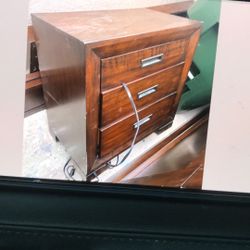 Dresser